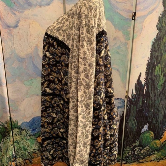 Woman Within Black Mixed Print Button Tunic Blouse - Picture 5 of 6